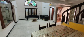 King's Elite Home Stay